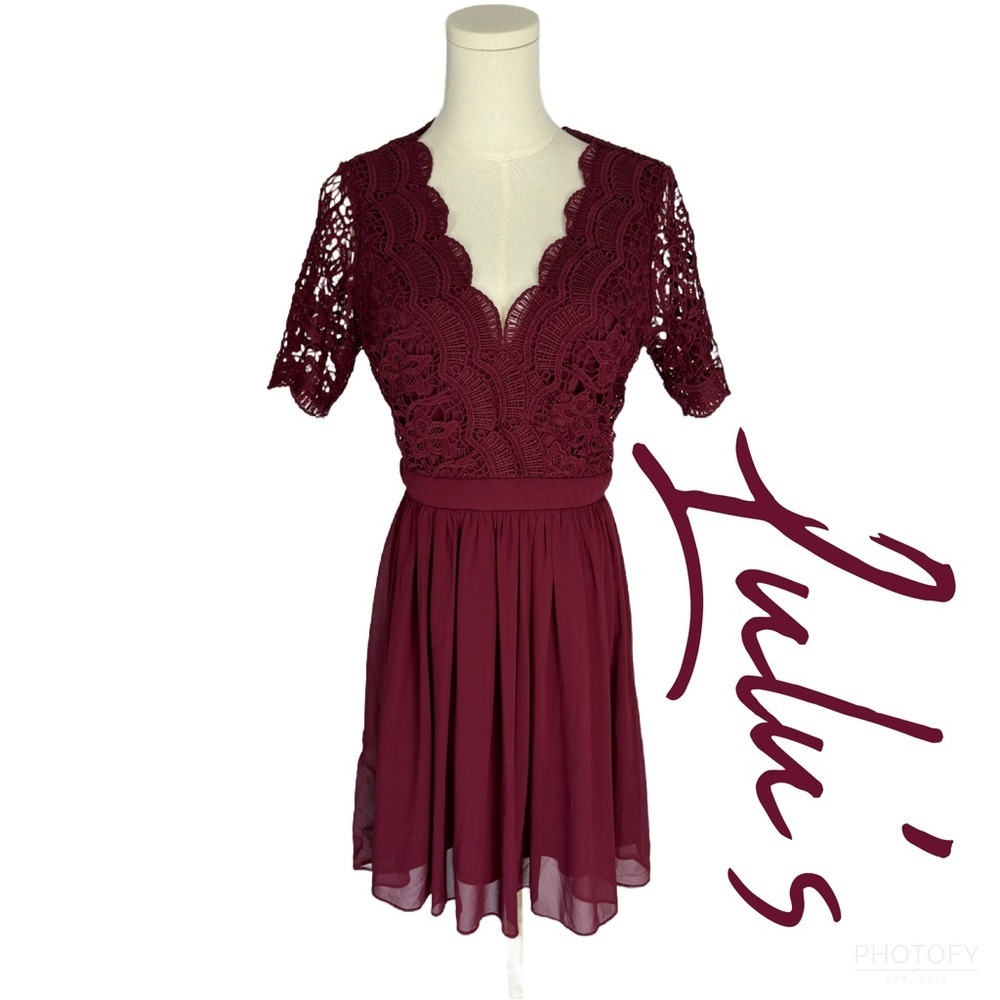 Lulus Burgundy Lace Scalloped Short‎ Sleeve Fit & Flare Dress | Size M